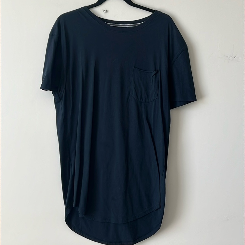 Essentials T-Shirt - Size Large